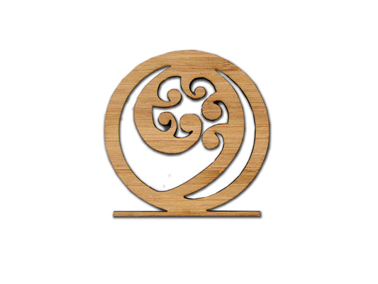 TARATA Koru Circle (BB) Beach Board Icon
Approx Size 80 x 80mm
Made in NZ from Bamboo Ply